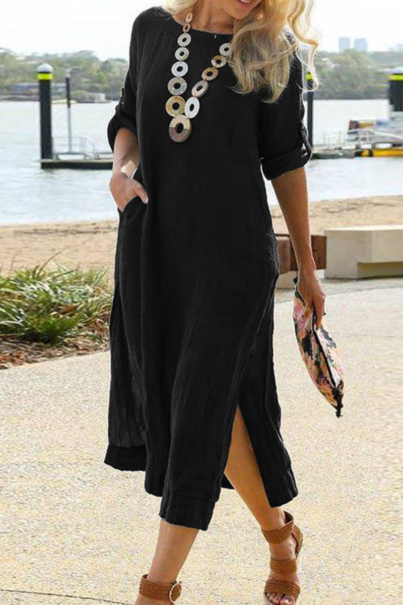 Sophisticated Dress with a Clean Classic Look