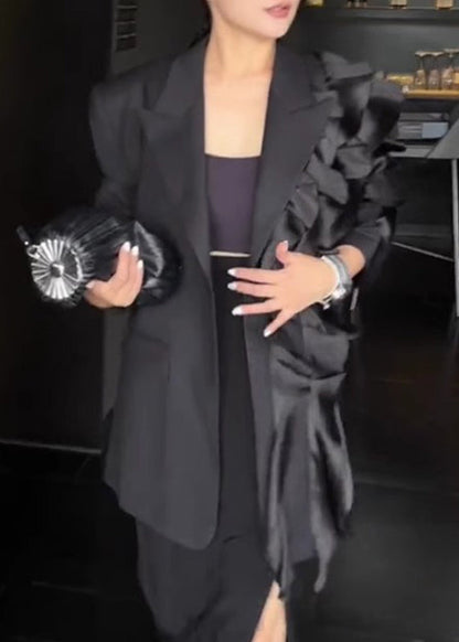 Effortlessly Elegant Coat with a Timeless Design