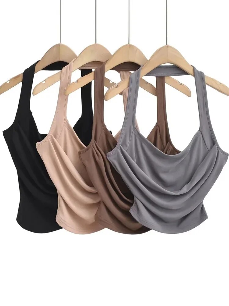 Effortlessly Elegant Top with a Timeless Design