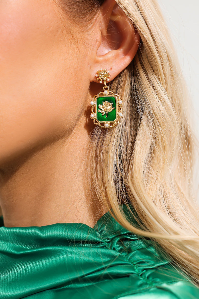 A Vintage Style Garment with Delicate Timeless Details