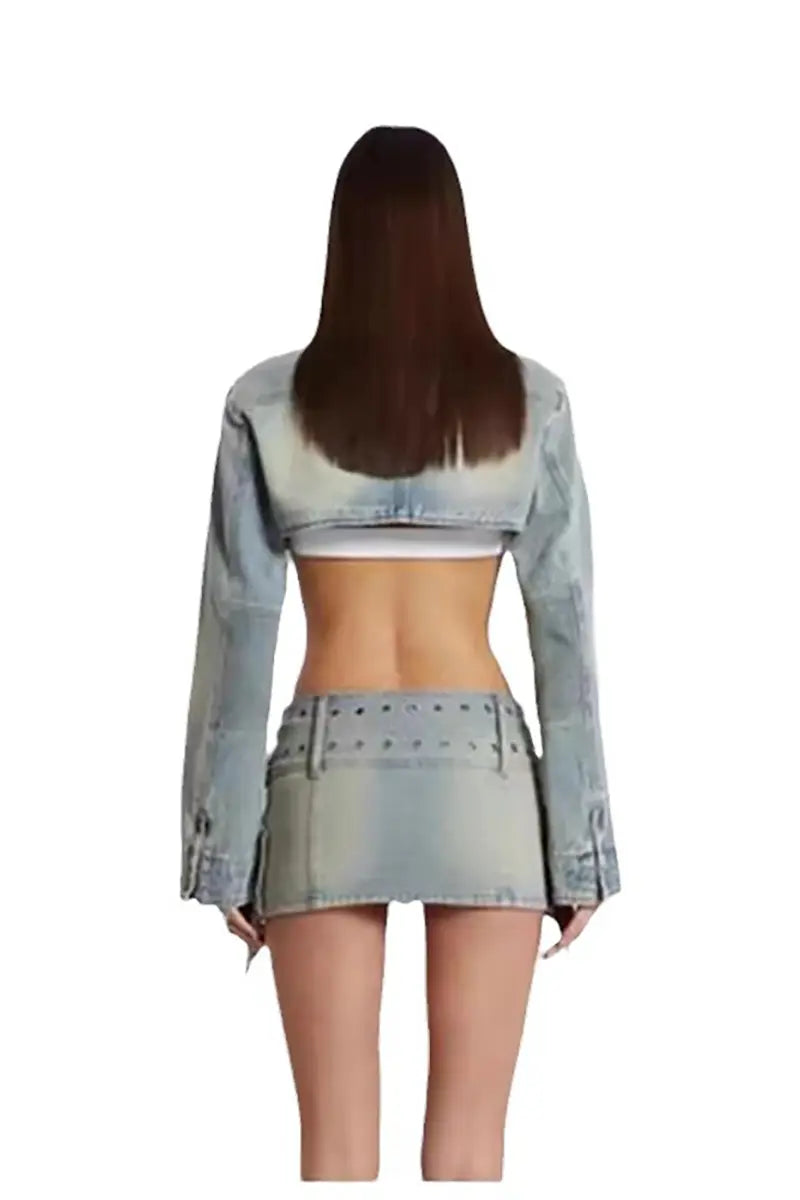 Well Tailored Garment with a Graceful Silhouette