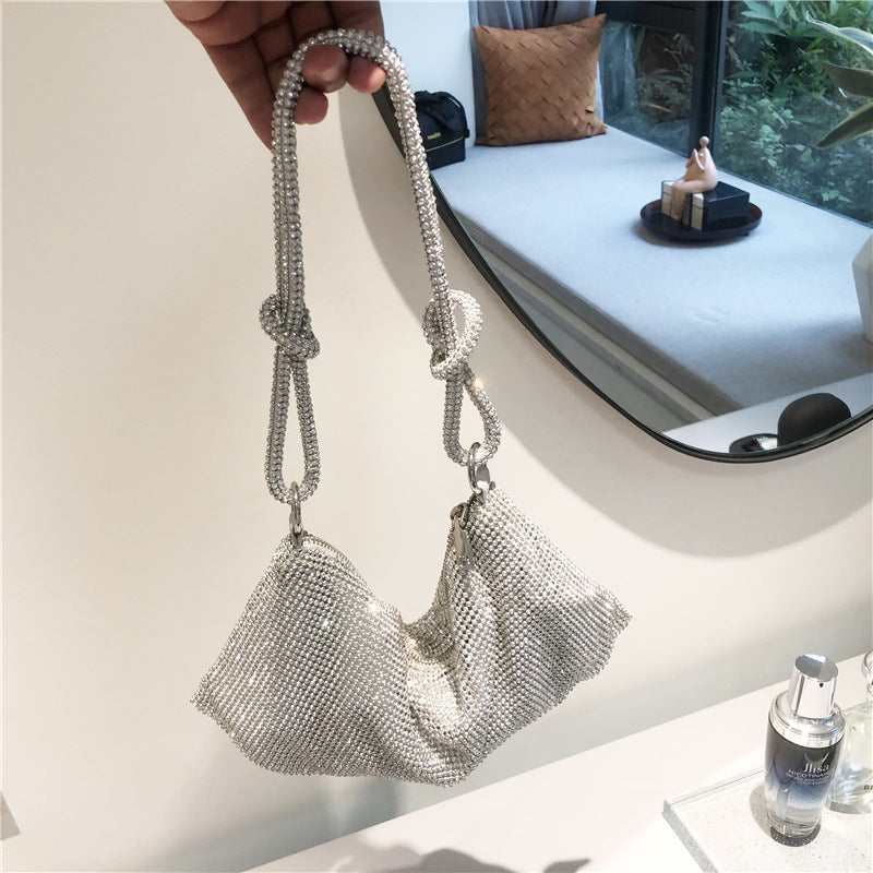 Polished Bag with an Effortless Classic Look
