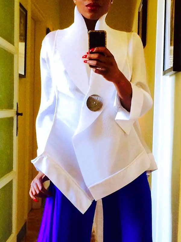 Beautifully Crafted Blouse in a Classic Style