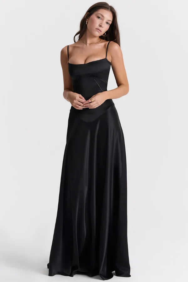Beautifully Finished Garment in a Timeless Design