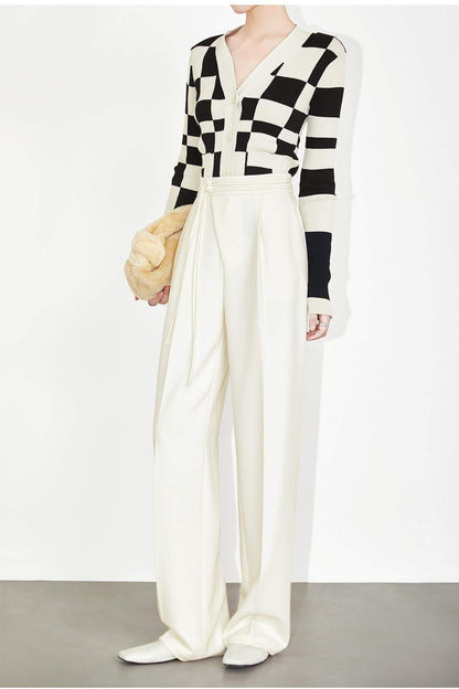 Polished Pants with an Effortless Classic Look