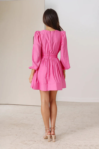 Polished Dress with an Effortless Classic Look
