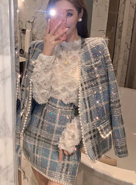 Gracefully Styled Garment for Any Occasion