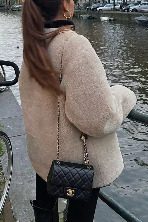 Beautifully Finished Coat in a Timeless Design
