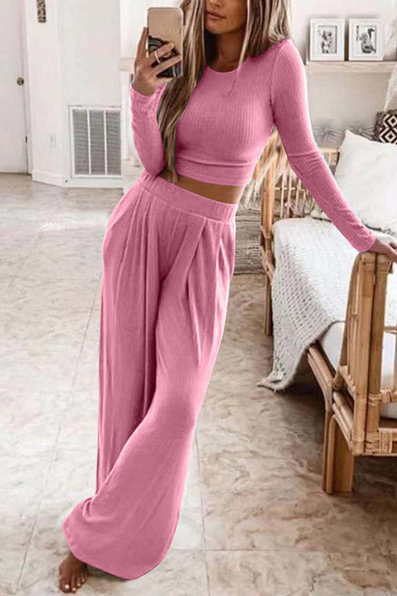 Well Tailored Pants with a Graceful Silhouette