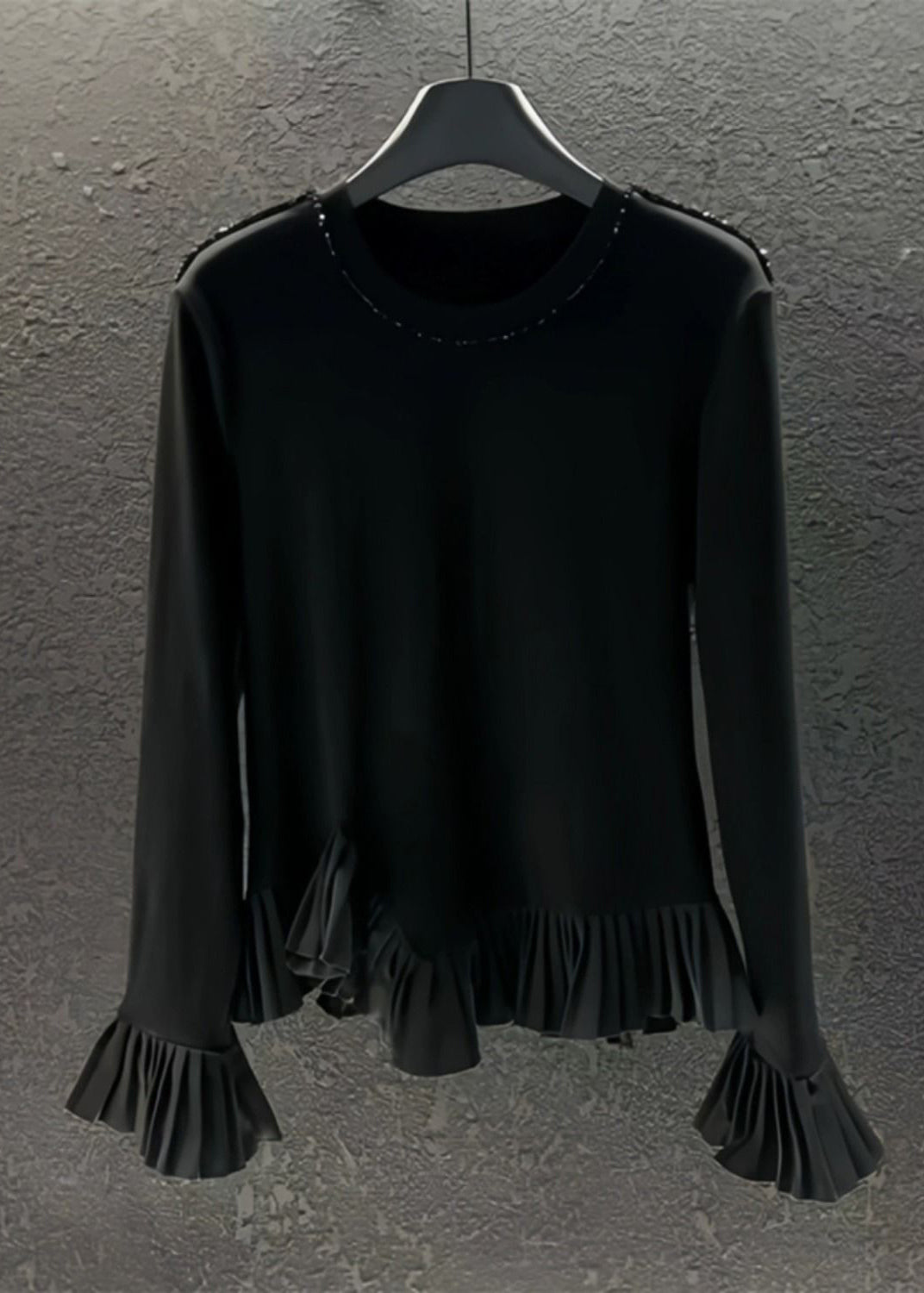 Effortlessly Elegant Shirt with a Timeless Design