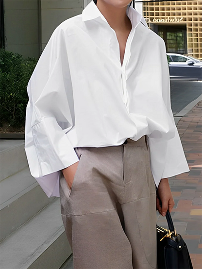 Well Tailored Blouse with a Graceful Silhouette