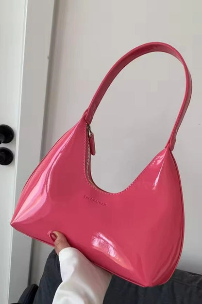 Beautifully Crafted Bag in a Classic Style