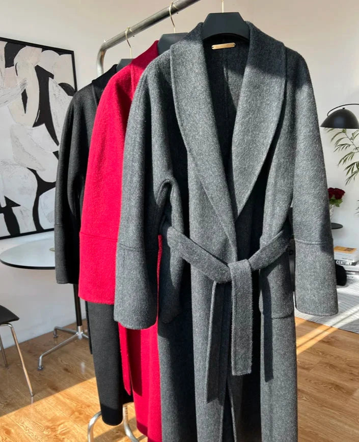Beautifully Crafted Coat in a Classic Style
