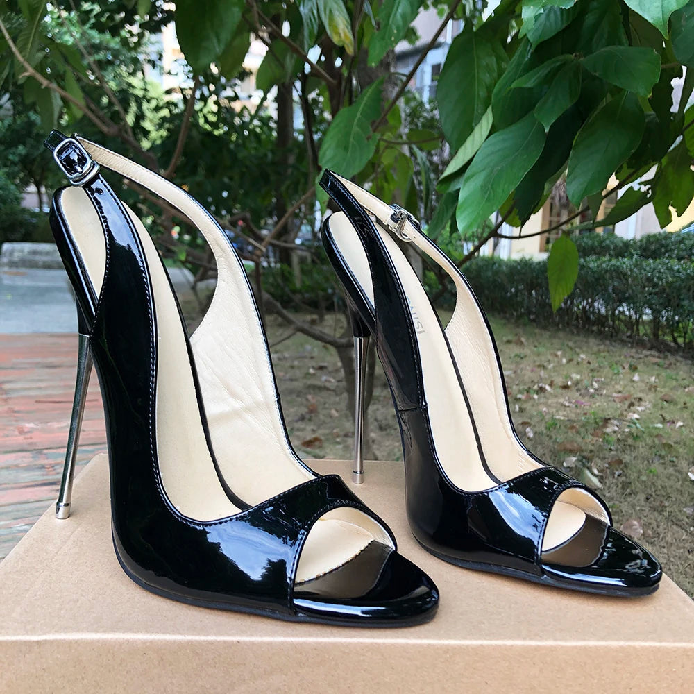 Classic Vintage Heels with a Flattering Fit