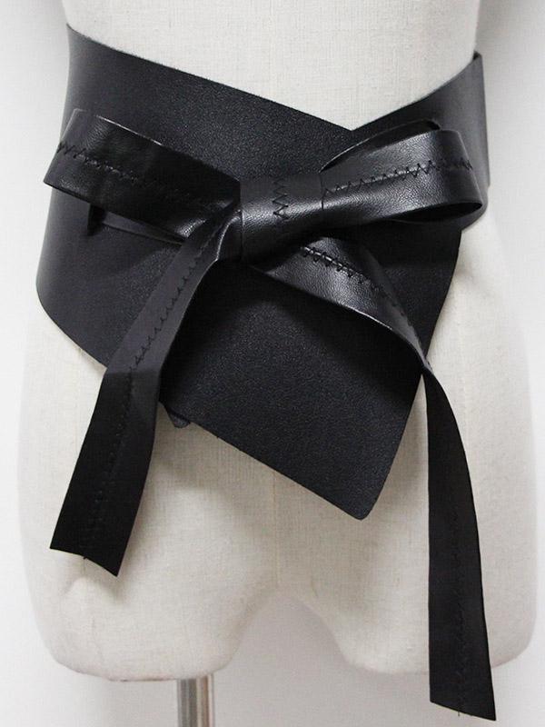 Gracefully Styled Garment for Any Occasion