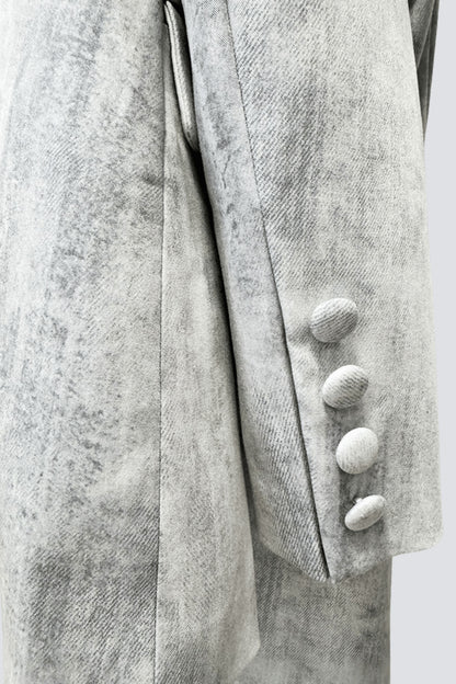 Polished Garment with an Effortless Classic Look