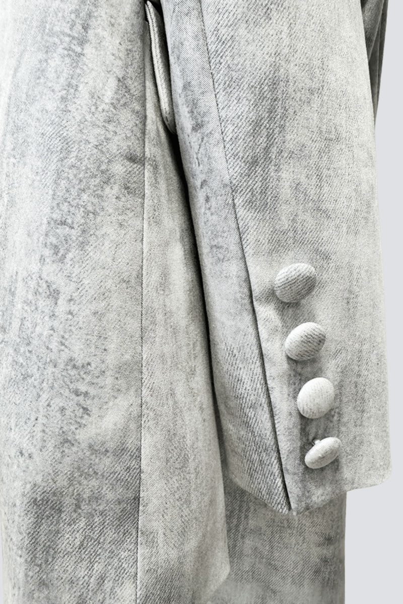 Polished Garment with an Effortless Classic Look