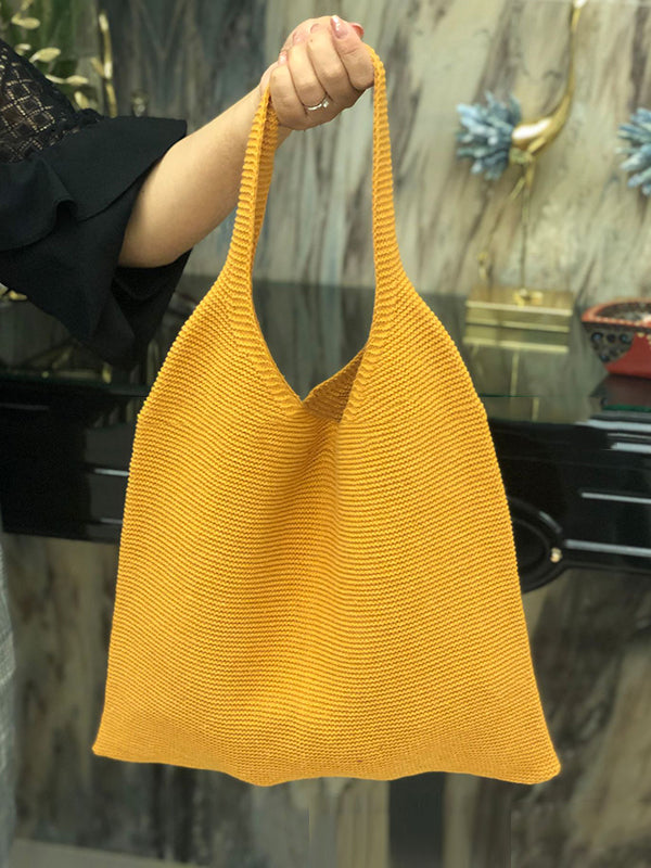 Beautifully Finished Bag in a Timeless Design