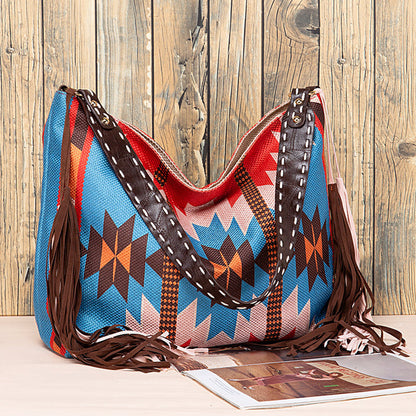 Effortlessly Elegant Bag with a Timeless Design