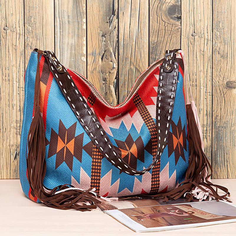 Effortlessly Elegant Bag with a Timeless Design