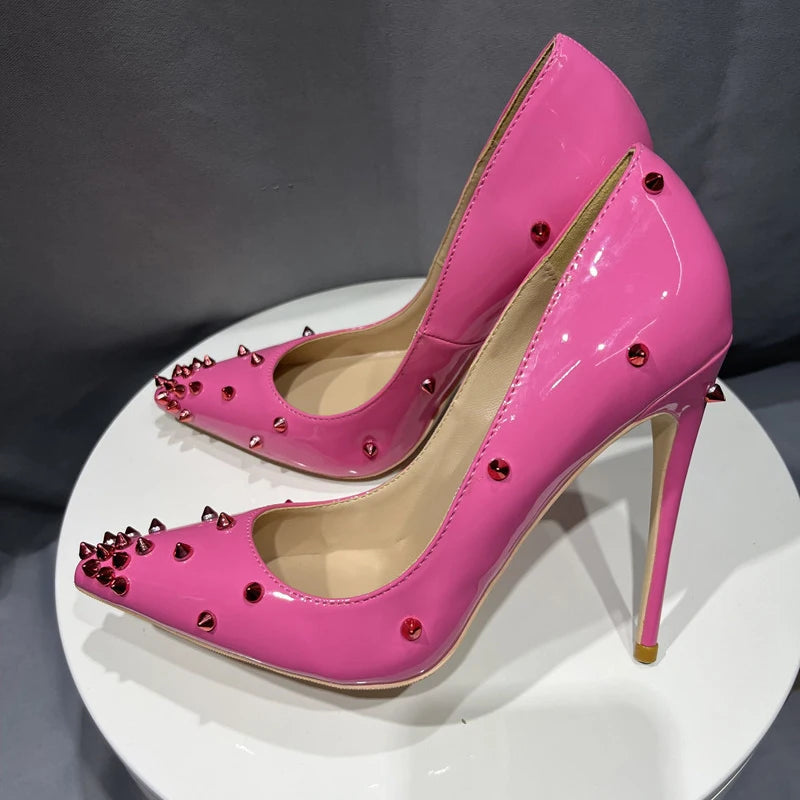 Classic Vintage Shoes with a Flattering Fit