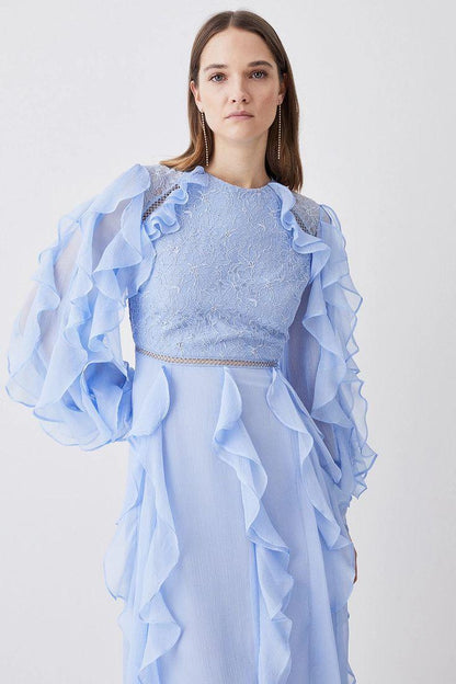 Sophisticated Dress with a Clean Classic Look