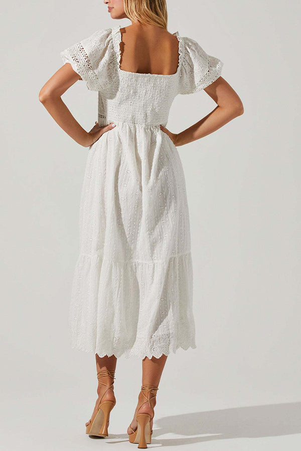 Sophisticated Dress with a Clean Classic Look