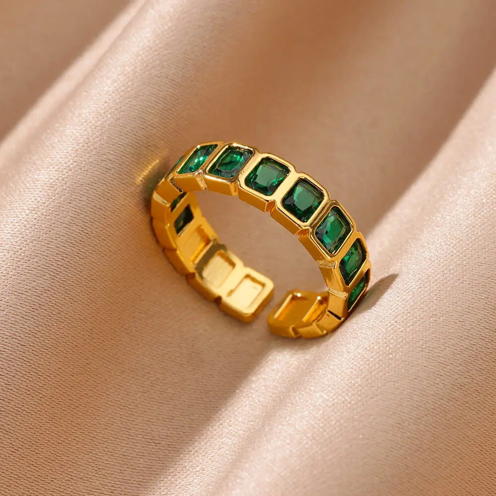 Classic Vintage Garment with a Flattering Fit
