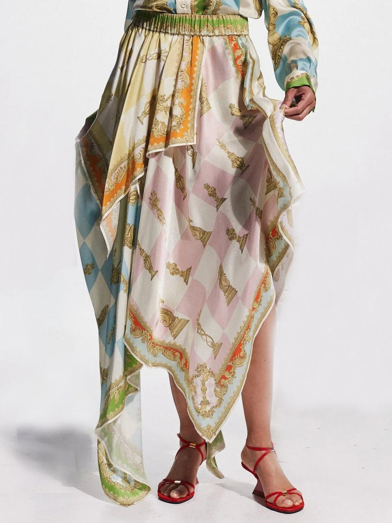Effortlessly Elegant Garment with a Timeless Design