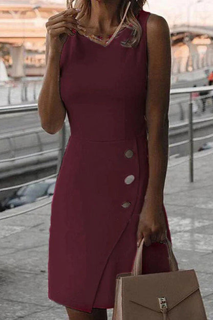 Classic Vintage Dress with a Flattering Fit