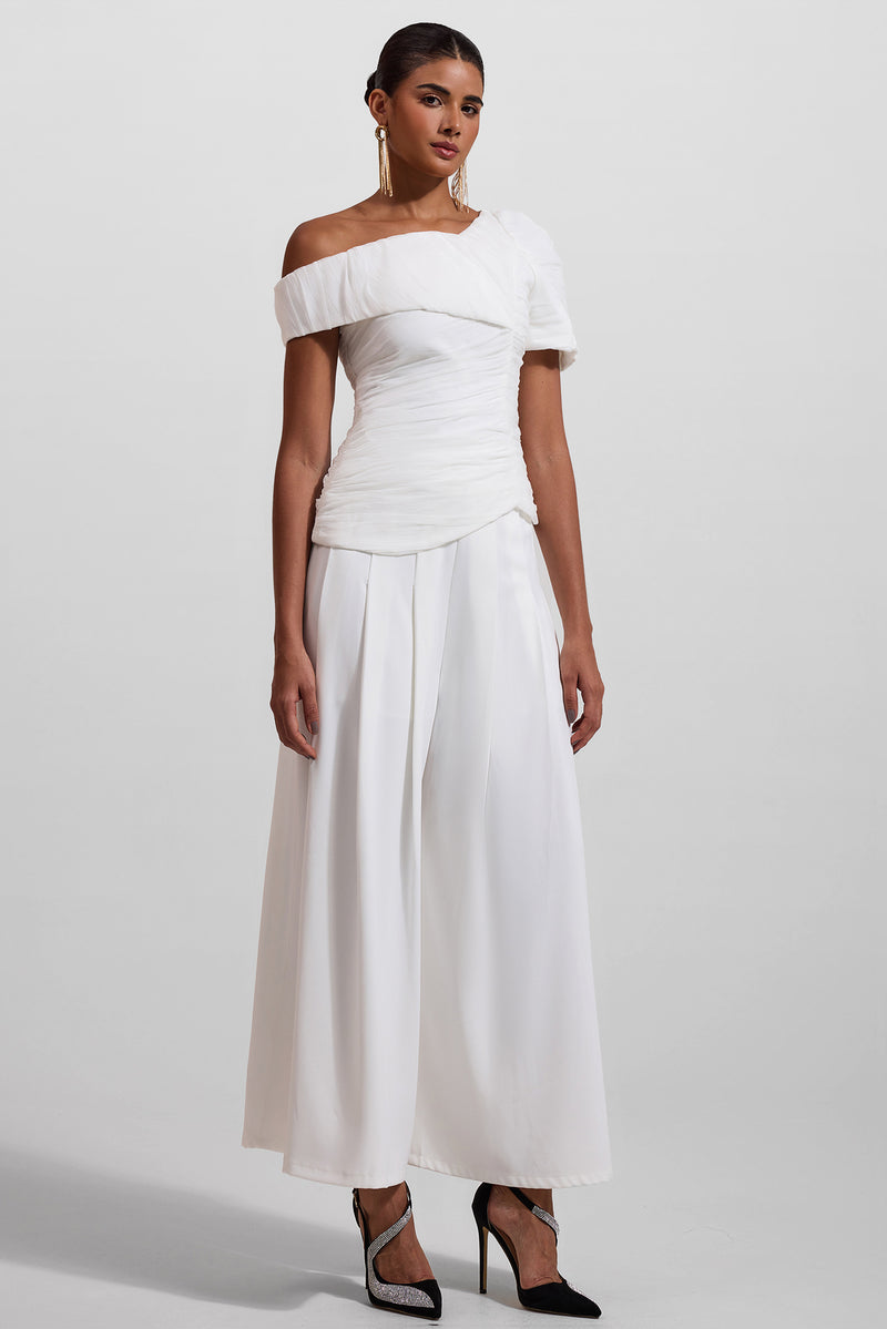 Elegantly Styled Pants for Everyday Wear