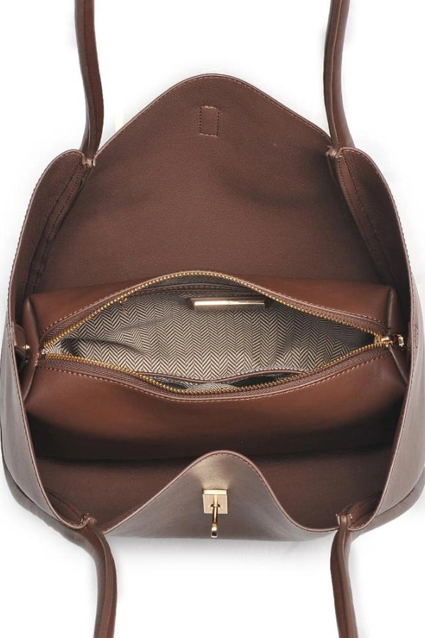 Elegantly Styled Bag for Everyday Wear