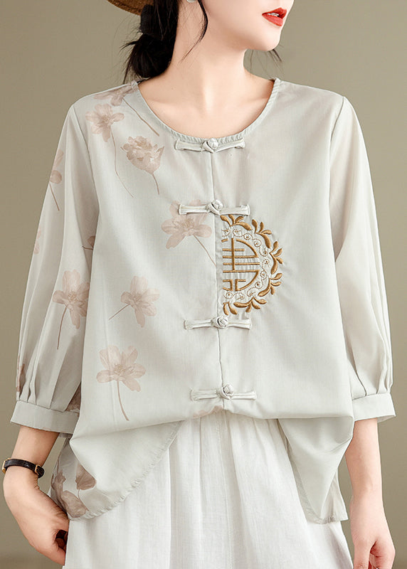 Sophisticated Shirt with a Clean Classic Look