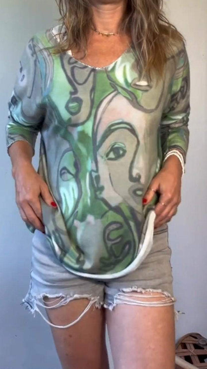 Beautifully Finished Top in a Timeless Design