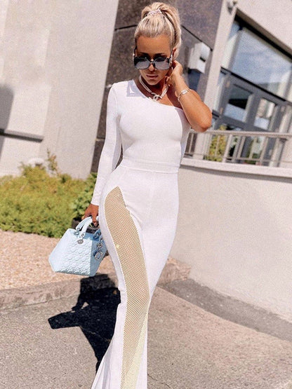 Gracefully Styled Garment for Any Occasion