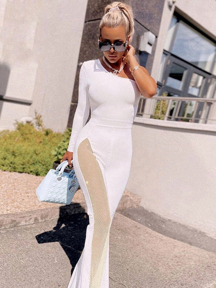 Gracefully Styled Garment for Any Occasion