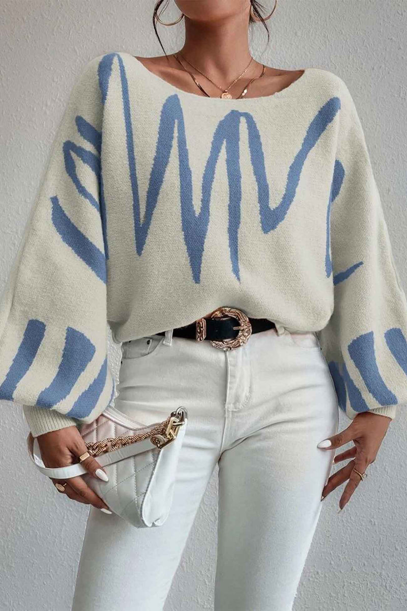 Well Tailored Sweater with a Graceful Silhouette