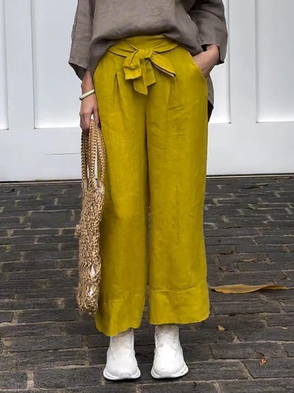 Well Tailored Trousers with a Graceful Silhouette