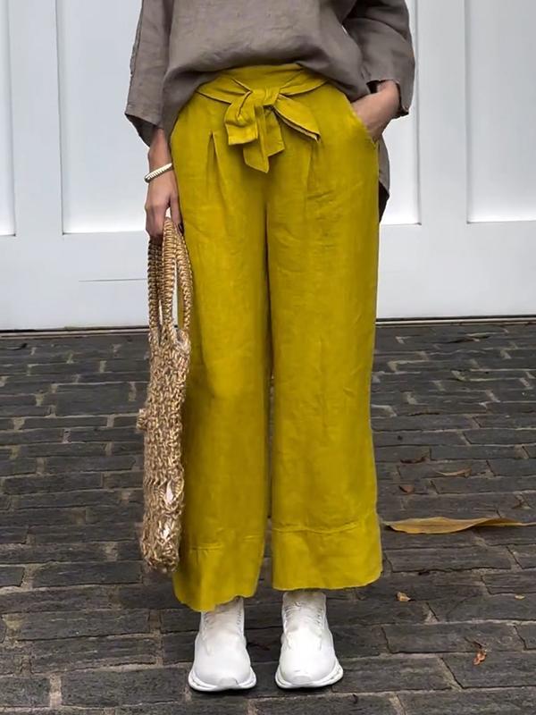 Well Tailored Trousers with a Graceful Silhouette