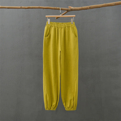 Classic Vintage Pants with a Flattering Fit