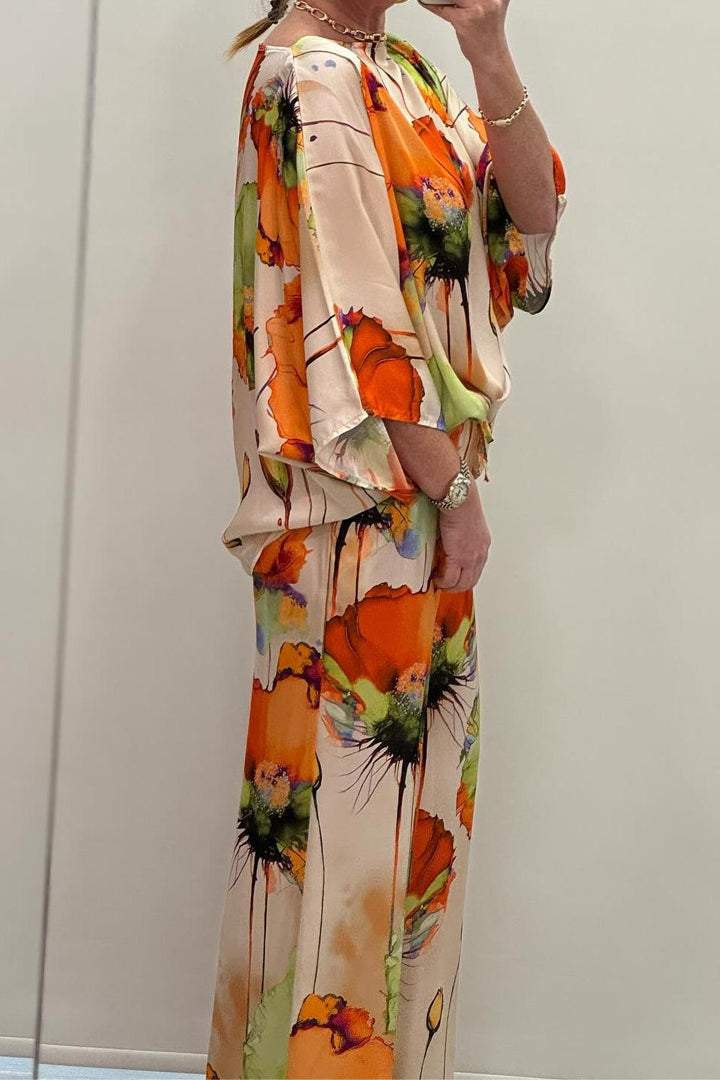 Gracefully Styled Garment for Any Occasion