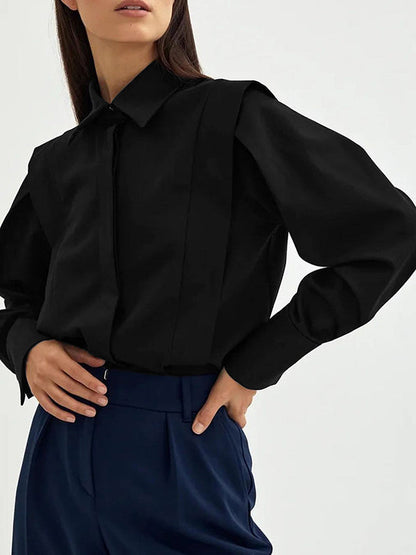 Well Tailored Blouse with a Graceful Silhouette