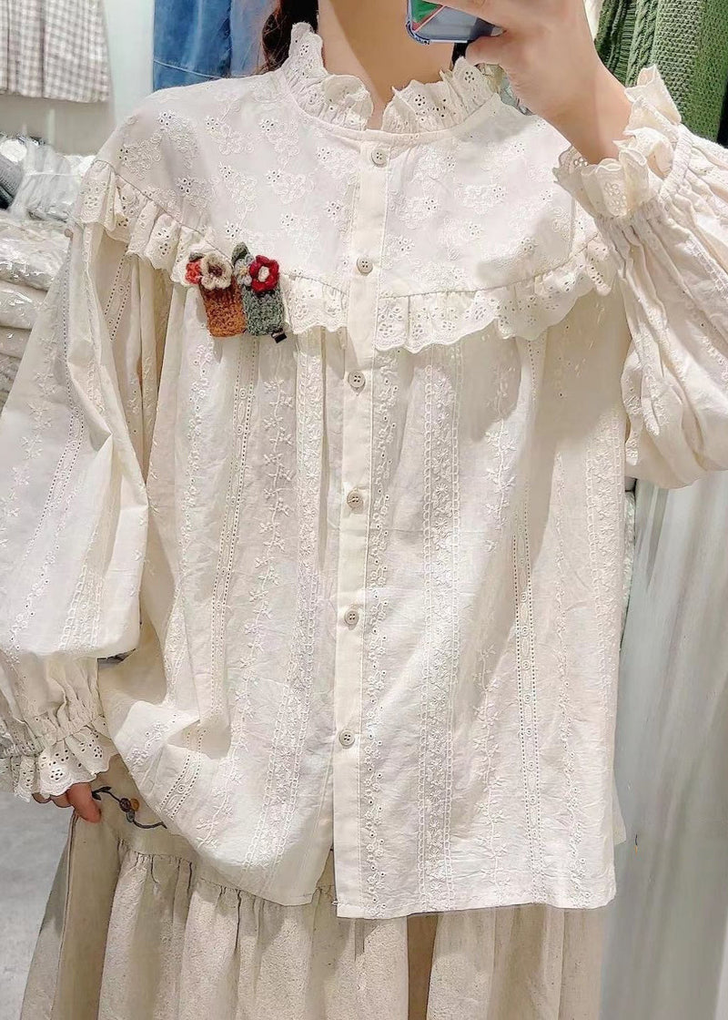 Effortlessly Elegant Blouse with a Timeless Design