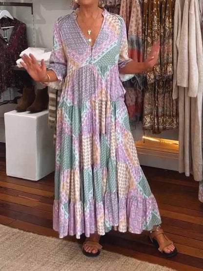 Classic Vintage Dress with a Flattering Fit