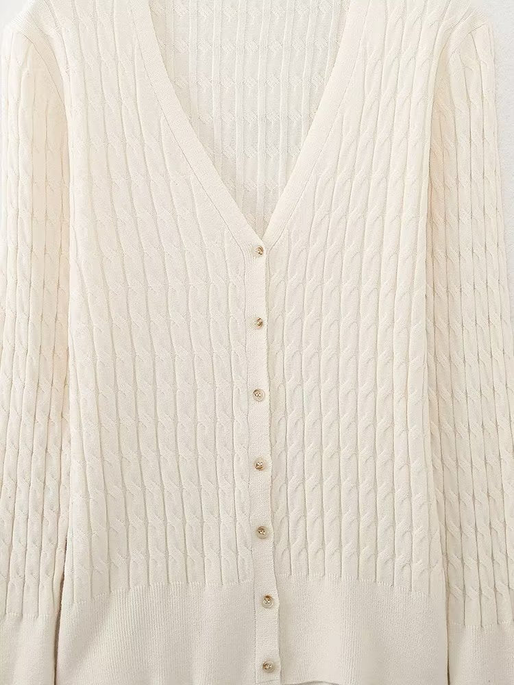 Classic Vintage & Enduringly Stylish Coat