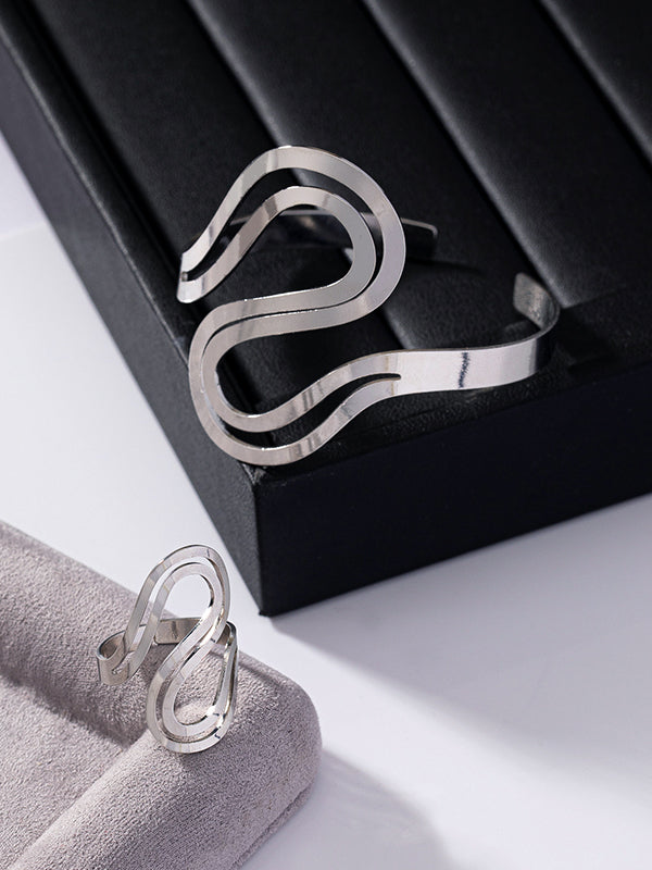 Beautifully Crafted Garment in a Classic Style