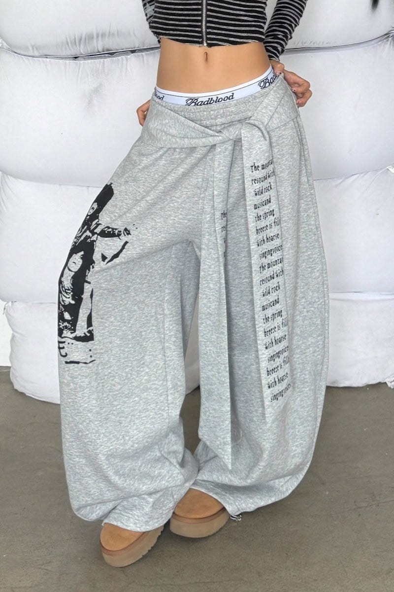 Classic Vintage Pants with a Flattering Fit