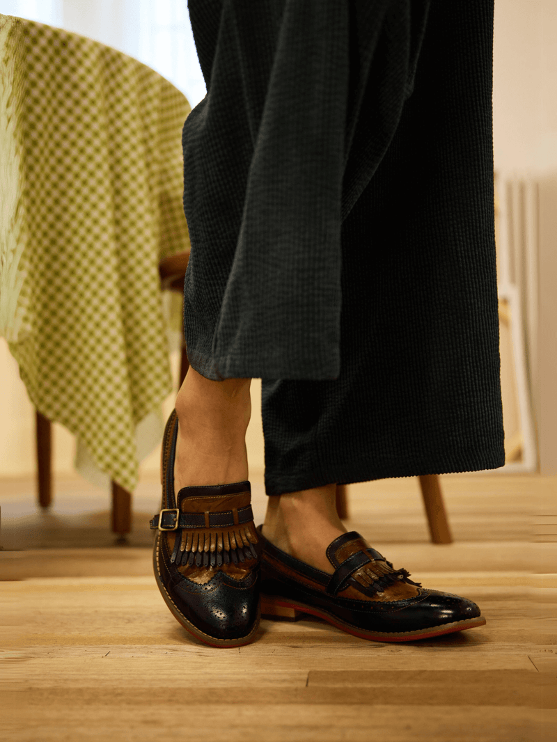 Sophisticated Garment with a Clean Classic Look