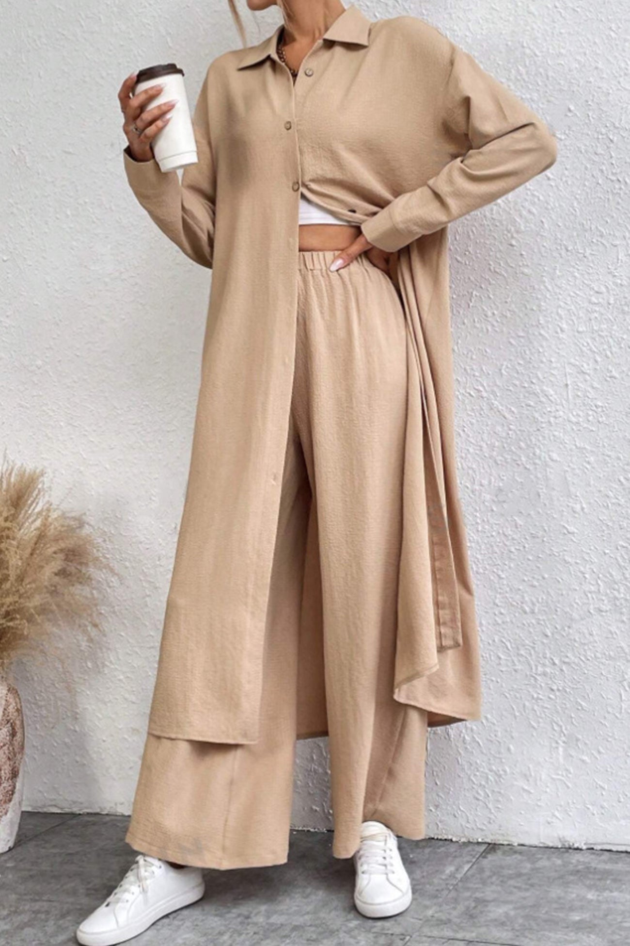 Classic Vintage Pants with a Flattering Fit