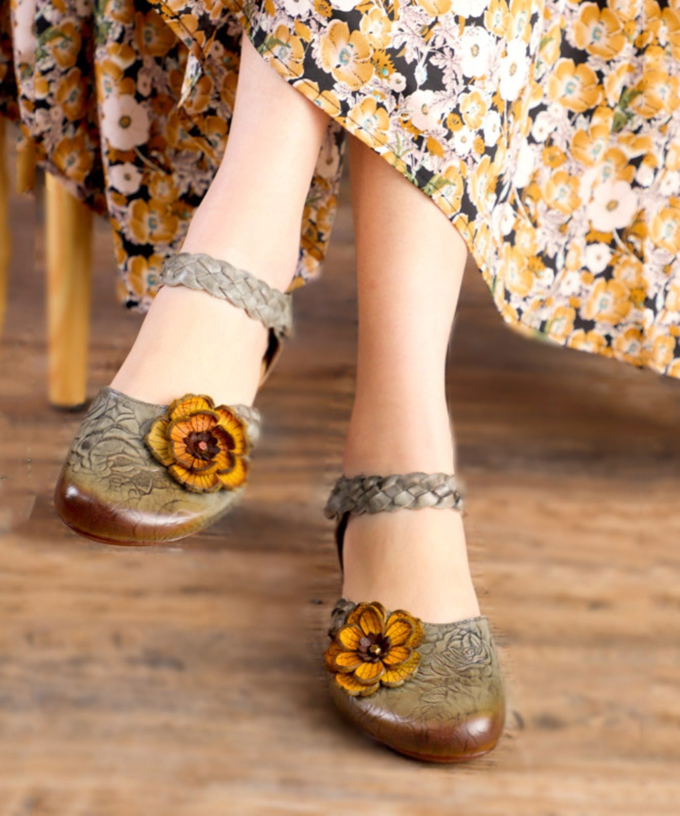 Beautifully Crafted Sandals in a Classic Style